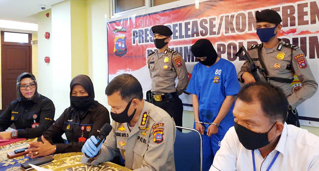 Foto Mucikari dan 2 SPG Diamankan Polisi di Hotel di Padang