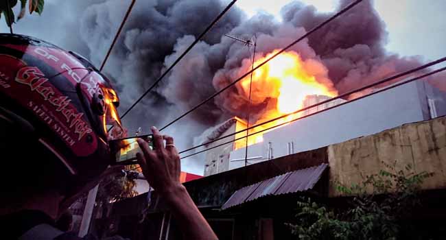 Foto Pasca Kebakaran di Banda Olo, Sumber Api Belum Bisa Dipastikan