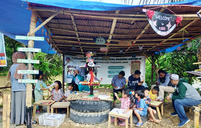 Foto Kaba Kamboja Buka Donasi Buku untuk Anak-anak