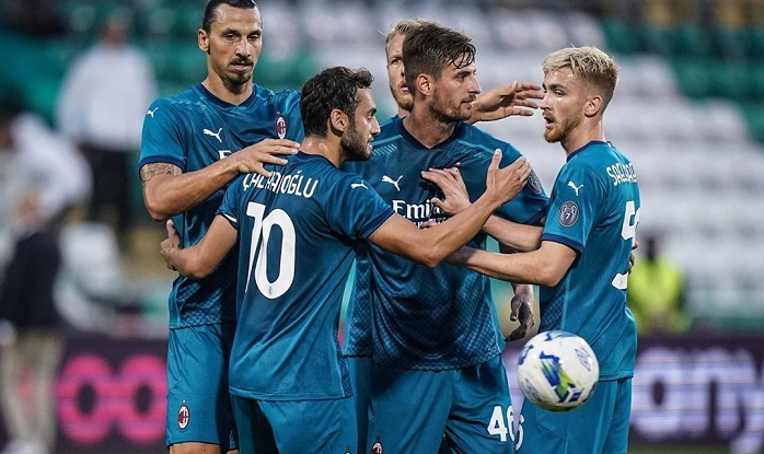Foto Tottenham dan AC Milan Melaju ke Kualifikasi III