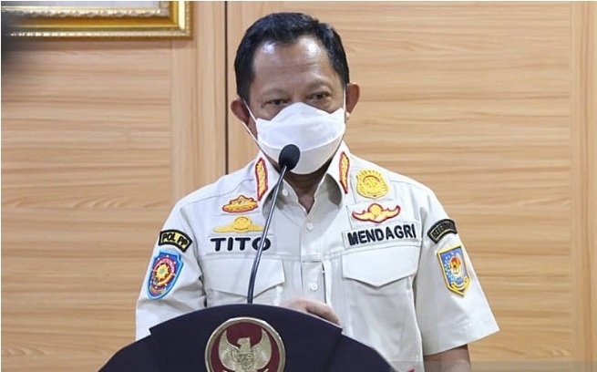 Foto Tito Karnavian: Kepala Daerah Harus Kendalikan Penyebaran Covid -19