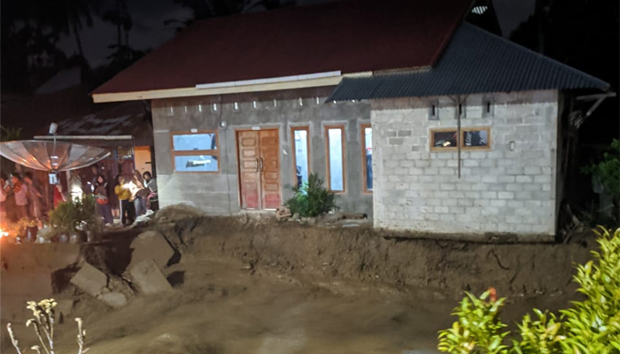 Foto Banjir Bandang Landa Solok Selatan