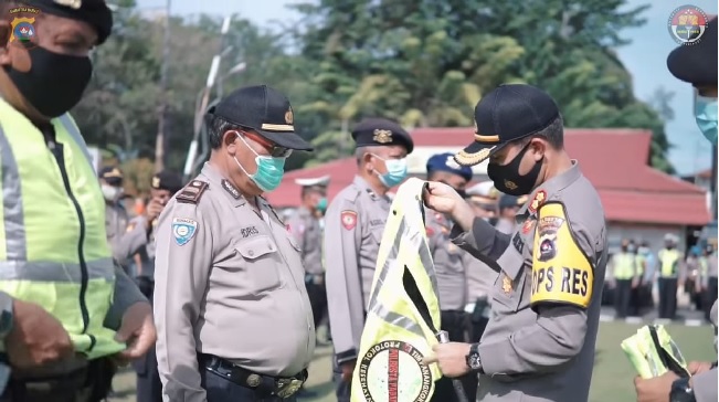 Foto Tim 'Panangkok' Siap Tindak Pelanggar Prokes Covid-19 di Padang