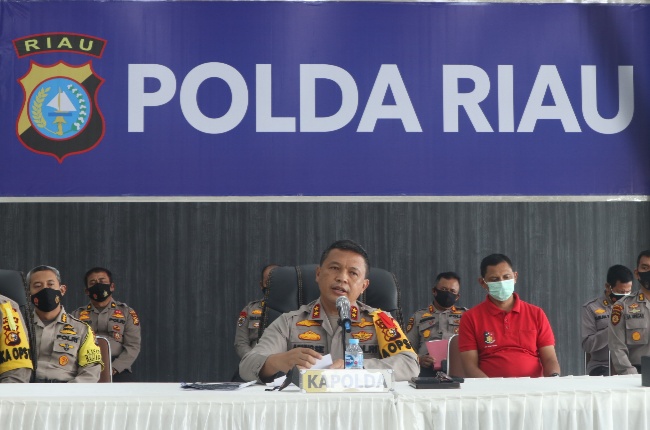 Foto Sepanjang 2020, Polda Riau Tetapkan 63 Tersangka Karhutla