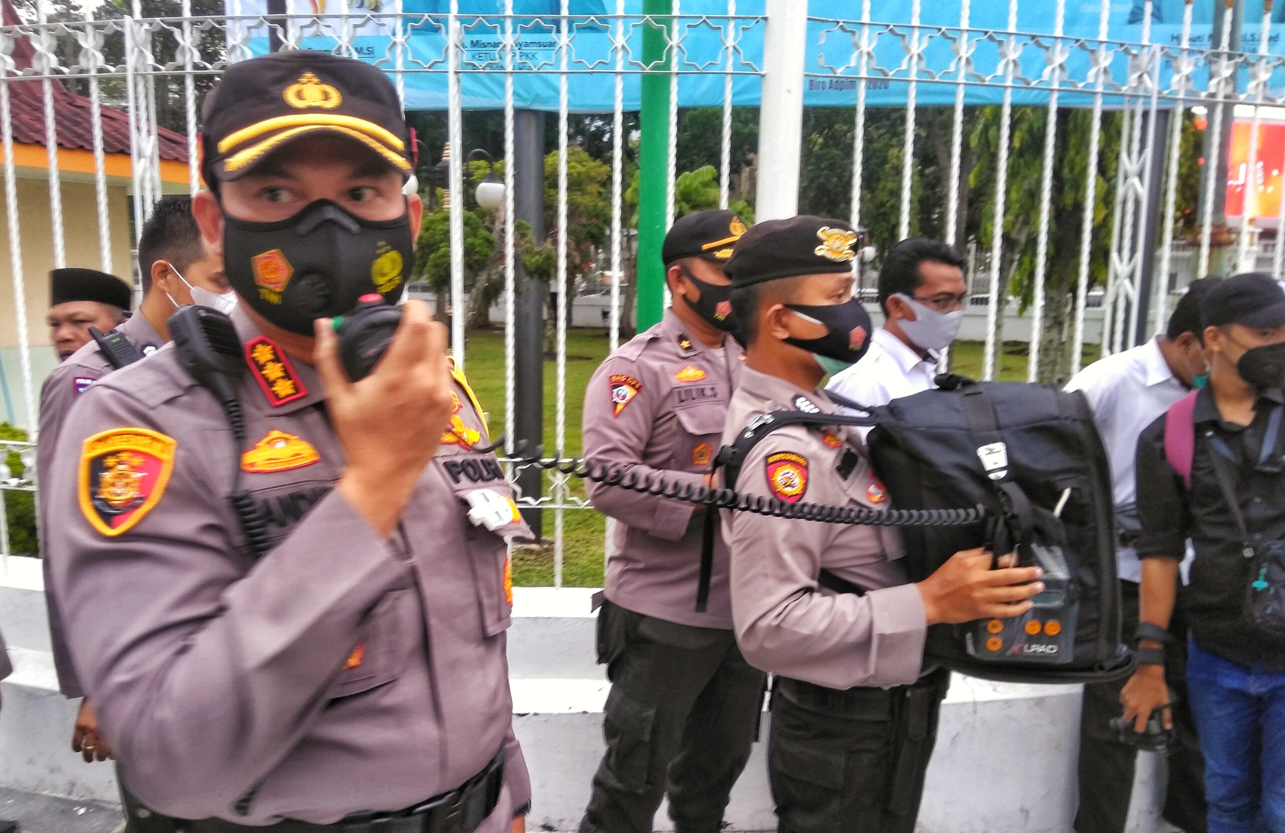 Foto Amankan Nataru di Pekanbaru, Polisi Dirikan Pos Pengamanan