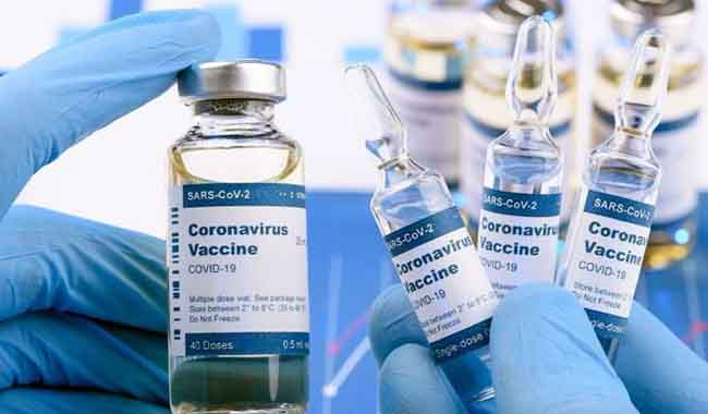 Foto Kemenkes: Vaksinasi Covid-19 Bagi Nakes Lebih dari 100 Persen