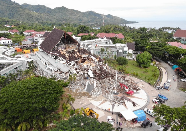Foto Update Gempa M6,2 Sulbar, 84 Orang Dilaporkan Meninggal Dunia