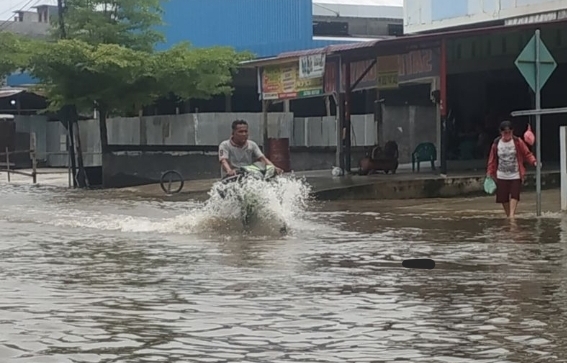 Foto Ratusan KK Terdampak Banjir di Pekanbaru