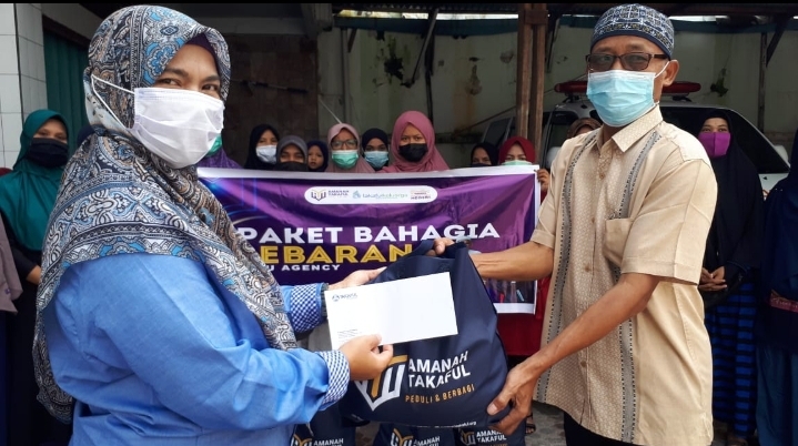Foto Meski Pandemi Covid-19, Yayasan Amanah Takaful Tetap Peduli dan Berbagi