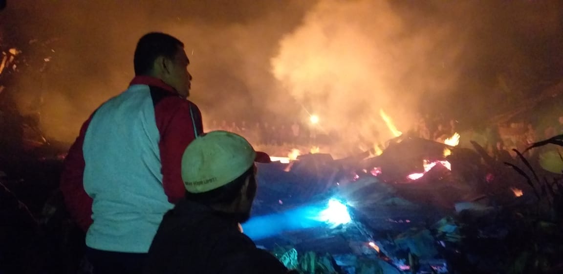 Foto Kebakaran di Sungai Batang Agam, Satu Rumah Hangus
