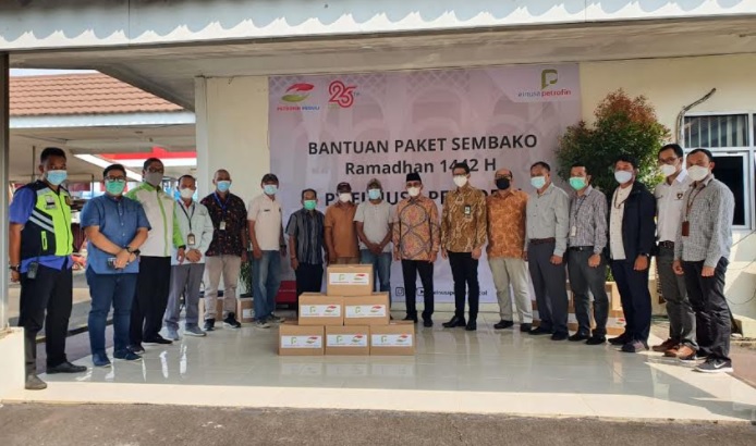 Foto Elnusa Petrofin Tebar Ribuan Paket Sembako di Seluruh Indonesia