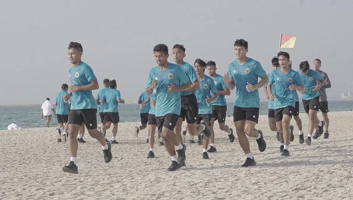Foto Hari Pertama di Dubai, Timnas Indonesia Jalani Latihan Ringan
