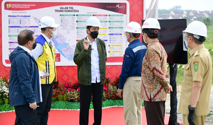 Foto Tinjau Pembangunan Tol Pekanbaru – Bangkinang, Tingkatkan Pergerakan arus Barang