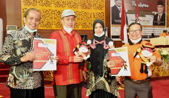 Foto Di Ajang PKM-PTKIN, Kontingen IAIN Batusangkar Kumpulkan 20 Medali