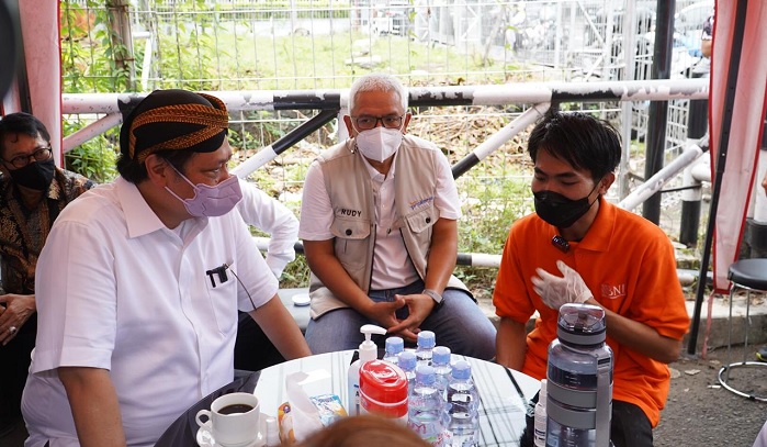 Foto Menko Airlangga Apresiasi Kemauan Belajar dan Adaptasi Alumni Kartu Prakerja di Masa Pandemi