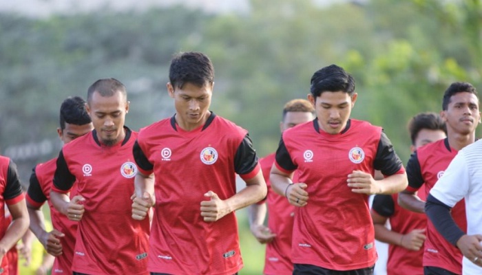 Foto Dipimpin Weliansyah, Semen PadanG FC Gelar Latihan Perdana