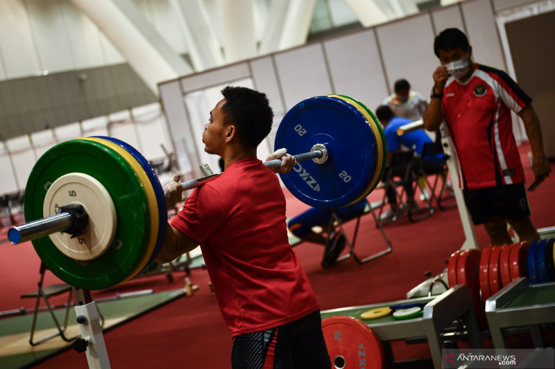 Foto Eko Yuli Irawan Raih perak untuk Indonesia di Olimpiade Tokyo