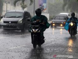 Foto BMKG Perkirakan Hujan Mengguyur Sejumlah Kota Besar