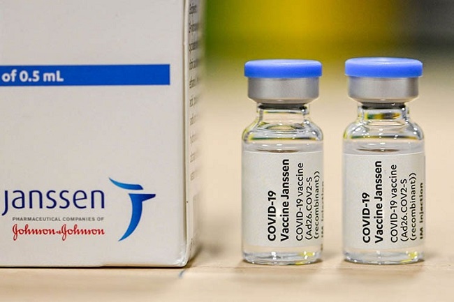 Foto Vaksin Janssen dari Pemerintah Belanda Tiba di Tanah Air