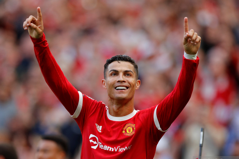 Foto Jalani Debut Keduanya di MU, Ronaldo: Saya Sangat Gugup