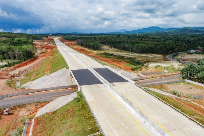 Foto Tinggal 750 Meter Lahan Tol Pekanbaru - Bangkinang yang Belum Dibebaskan