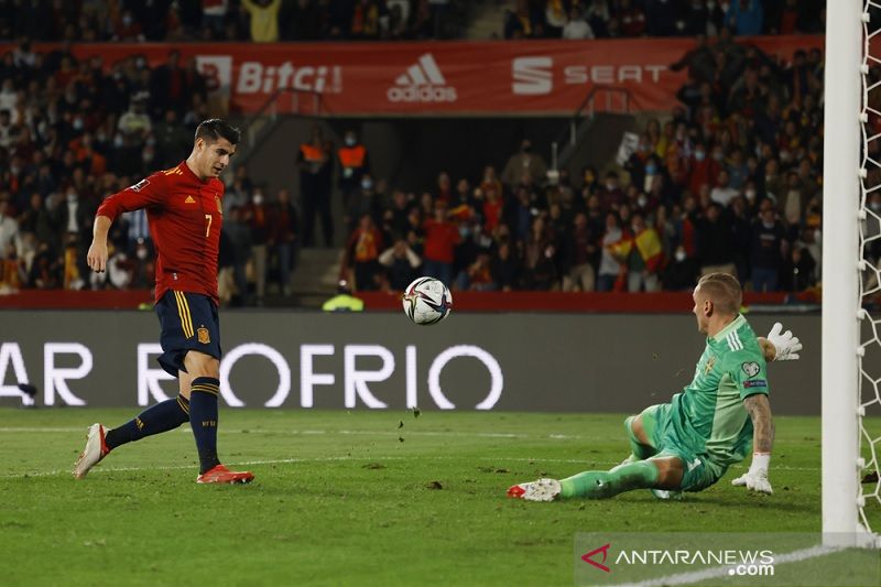 Foto Alvaro Morata antar Spanyol ke Putaran Final Piala Dunia 2022