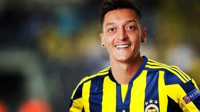 Foto Media Turki Sebut Mesut Ozil Pindah ke Klub Milik Raffi Ahmad RANS Cilegon FC 