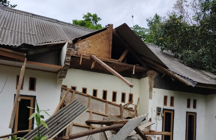Foto Gempabumi M 6,6 Banten Sebabkan 3.078 Rumah Rusak