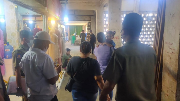 Foto Diduga Sediakan Layanan Plus, Satpol PP Padang Amankan Dua Pekerja Salon