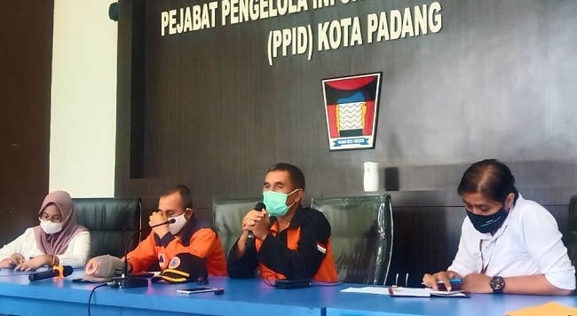 Foto Kasus Covid-19 Naik, Padang Masuk Status PPKM Level III