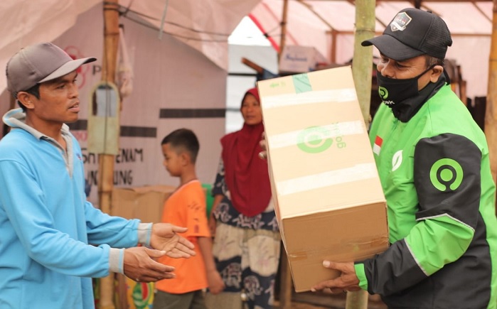 Foto GoTo  dan  YABB Salurkan Bantuan untuk Korban Gempa Pasaman Barat