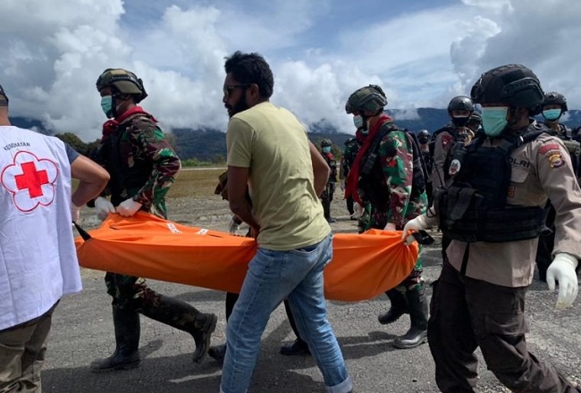 Foto Delapan Korban Penembakan KKB di Papua Berhasil Dievakuasi