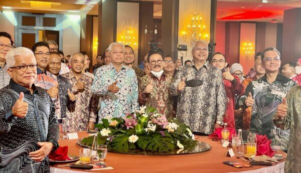Foto Hawana 2022: Mengenang Jasa Guru, Nelayan, Supir Taksi Yang Memodali Koran Melayu Pertama di Malaysia