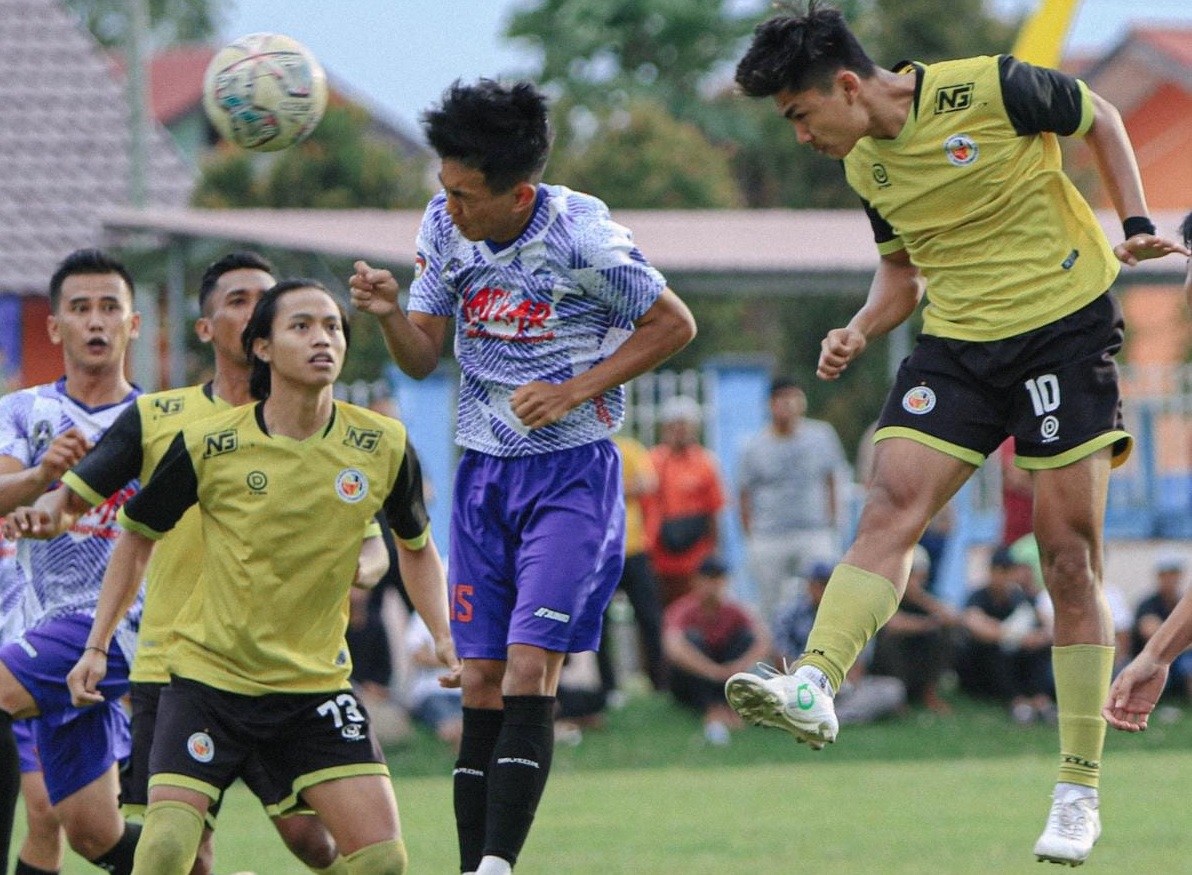Foto Semen Padang FC Tekuk Persikota Sungai Penuh 4-0