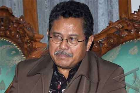 Foto Politikus Senior Fahmi Idris Tutup Usia