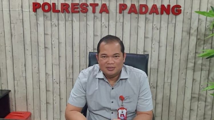 Foto Polresta Padang Periksa Puluhan Saksi Dugaan Korupsi SLB