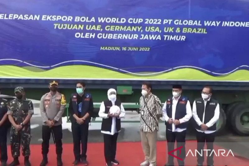 Foto Piala Dunia 2022 Pakai Bola Buatan Indonesia