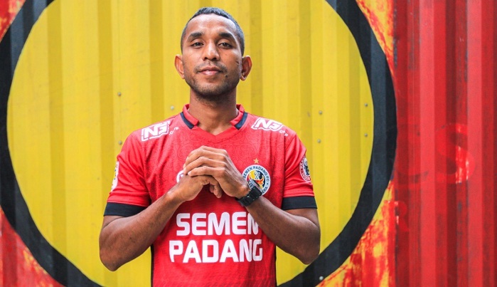 Foto Semen Padang FC Kontrak Mantan Pemain Mitra Kukar