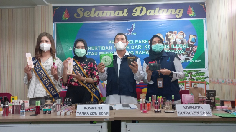 Foto BBPOM di Pekanbaru Tertibkan 5 Ribu Lebih Kosmetik Ilegal