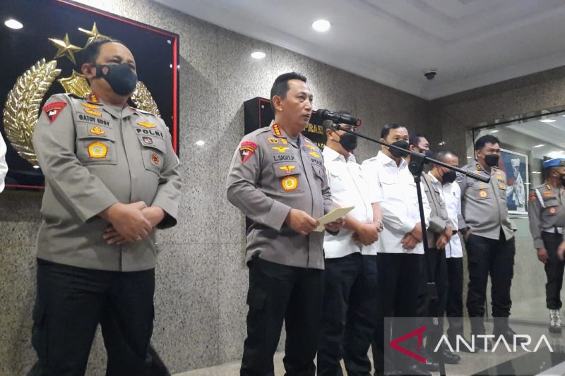 Foto Kapolri: 25 Polisi tak Profesional Tangani TKP di Duren Tiga