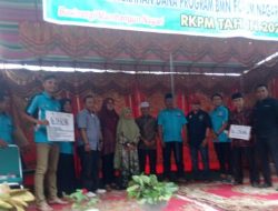 Foto Semen Padang Serahkan Dana BMN Rp215 Juta untuk Forum Nagari Koto Lalang