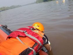 Foto Identitas Juru Mudi Kapal yang Tenggelam di Sungai Siak Terungkap