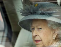 Foto Bantu Inggris Lewati Masa Sulit Pasca PD II, Ratu Elizabeth II Paling Lama Berkuasa