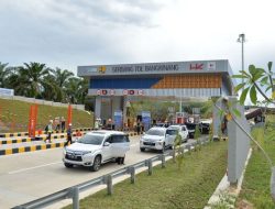 Foto Konstruksi Tol Pekanbaru-Bangkinang Selesai 100 Persen