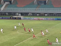 Foto Libas UEA, Indonesia Pimpin Grup B Kualifikasi Piala Asia U-17