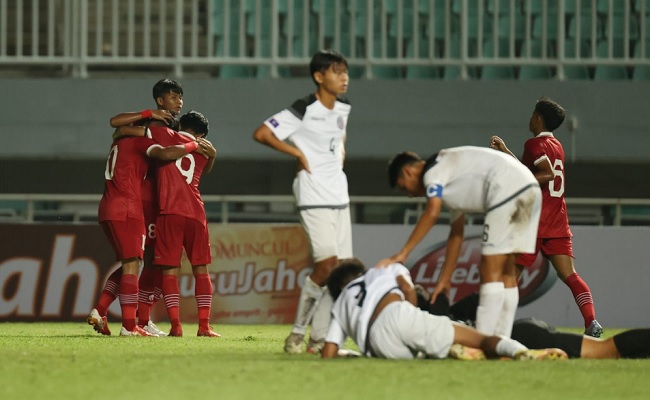 Foto Menang Telak Lawan Guam di Kualifikasi Piala Asia, Tim U-17 Persembahkan untuk Korban Insiden Kanjuruhan