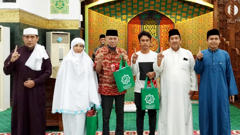 Foto Hingga September 2022, Sebanyak 60 Mualaf Sukses Bersyahadat di Pekanbaru
