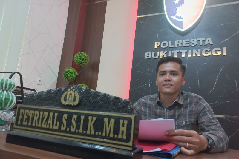 Foto Dokter RSAM Bukittinggi Tersangka Kasus Poligami