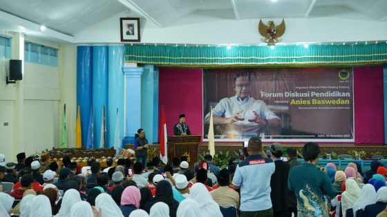 Foto Anies Baswedan Dorong Janji Negara Pengangkatan Pendiri Diniyyah Puteri Padang Panjang Menjadi Pahlawan Nasional