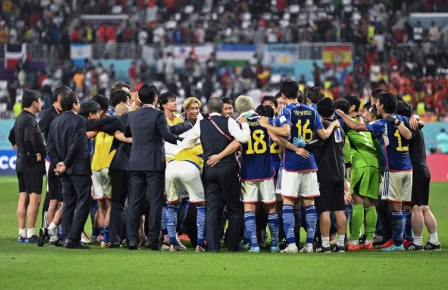 Foto Jadi Juara Puncak Grup E, Jepang Bikin Sensasi di Piala Dunia 2022 Qatar